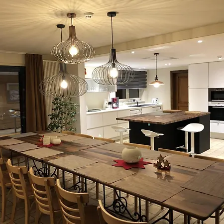 Luxury With Sauna Hébergement de vacances *