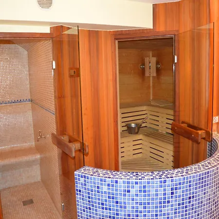 Luxury With Sauna *