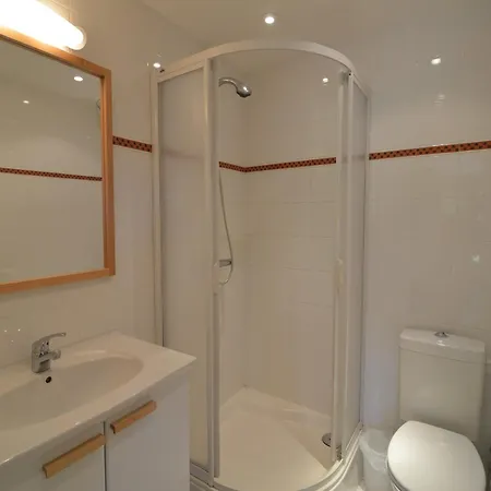 Luxury Stay With Sauna Дом отдыха Вэм