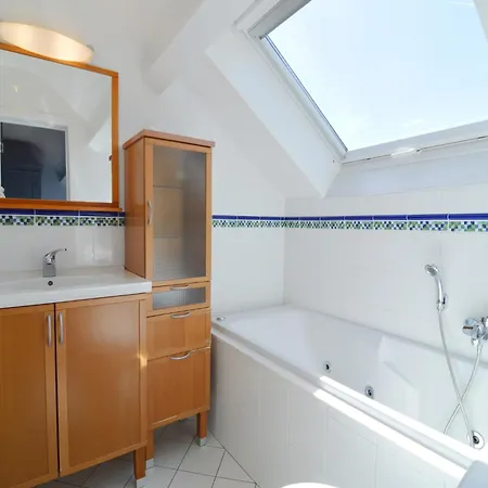 Дом отдыха Luxury Stay With Sauna Вэм
