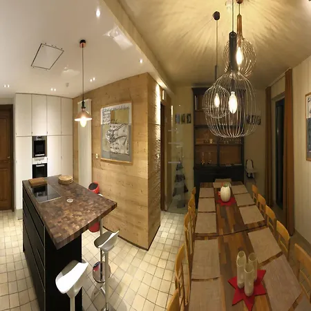 Дом отдыха Luxury Stay With Sauna Вэм