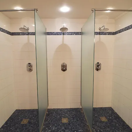Luxury Stay With Sauna Дом отдыха Вэм