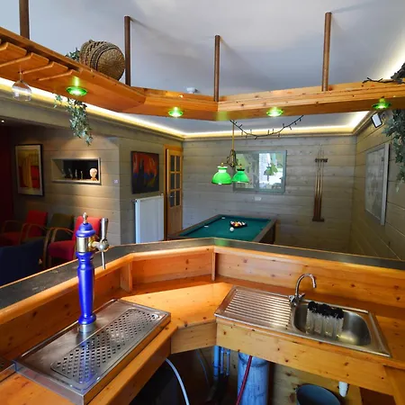 Luxury With Sauna Hébergement de vacances *