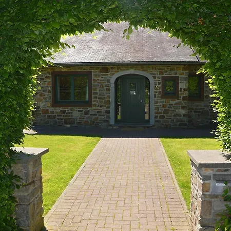 Holiday home Charming Stone House In Robertville Waimes