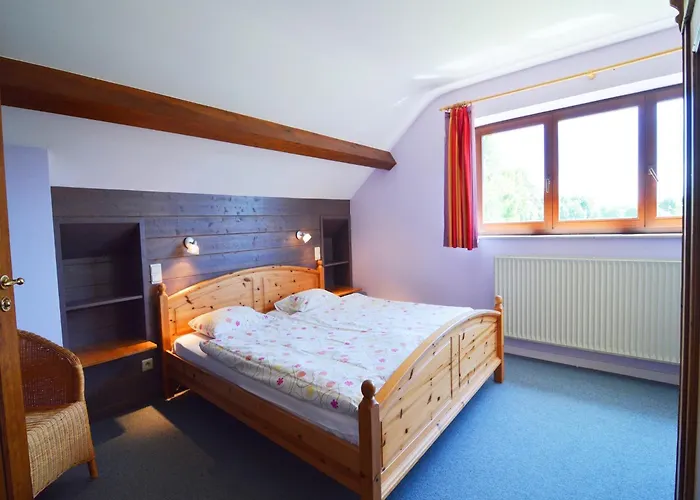 Ferienhaus Luxury With Sauna Weismes